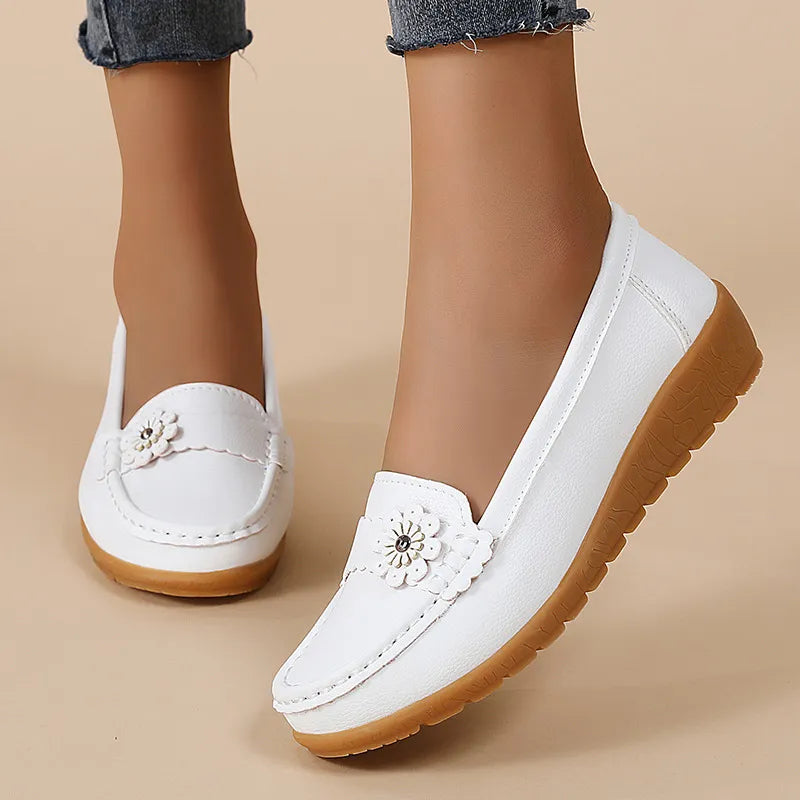 Chaussures en cuir confortables à semelle souple pour femmes